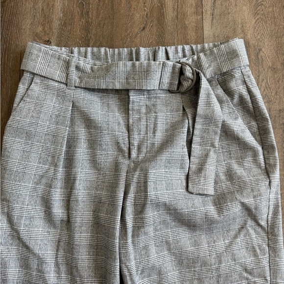 A New Day black and white plaid trousers. Women’s size 10. Perfect Fall pants! - Picture 3 of 9